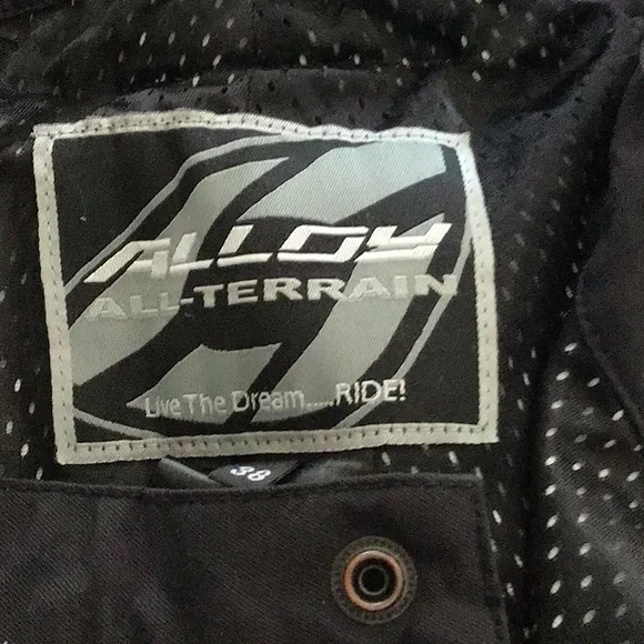 Alloy Override Pants, Mens insulated for adventure. - Picture 2 of 7